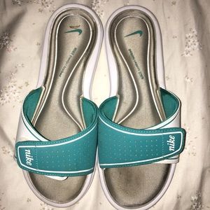 Nike slides